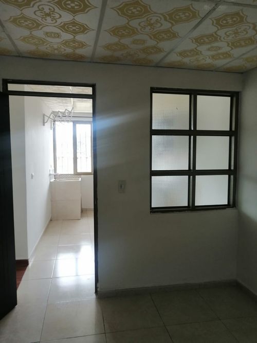 Casa de 8 alcobas en venta en Las Acacias, Armenia, 206 m² · foto 10 de 24