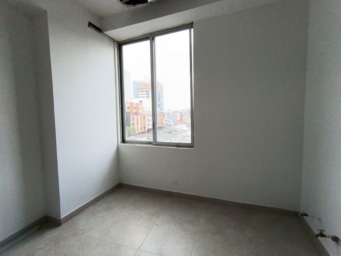 Local en arriendo en Cable, Manizales, 41 m² · foto 16 de 24