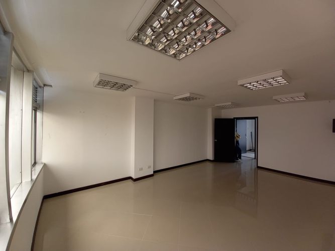 Oficina en arriendo en El Centro, Manizales, 42 m² · foto 7 de 11