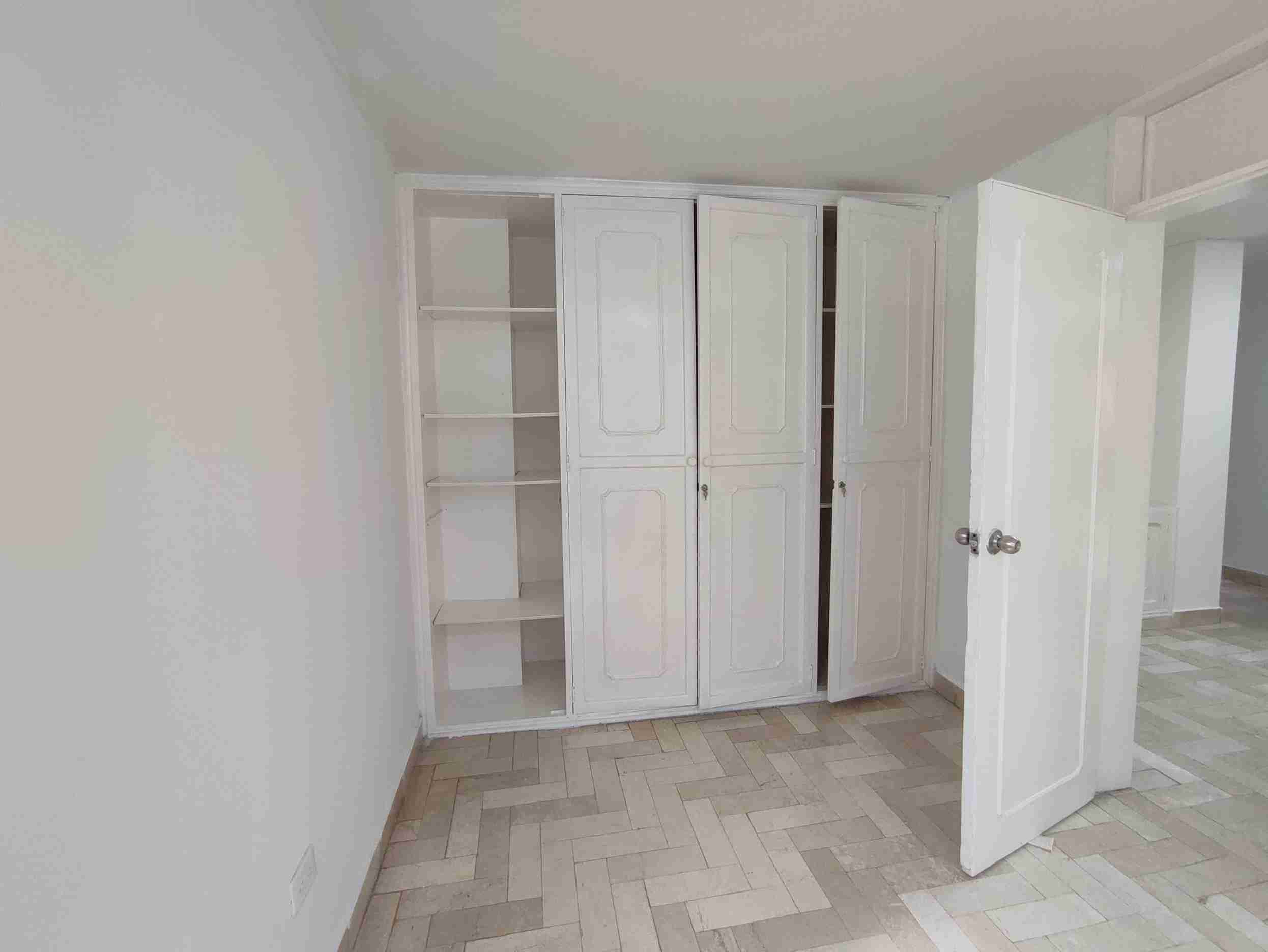 Apartamento en venta en Avenida 30 De Agosto, Pereira · foto 10 de 24