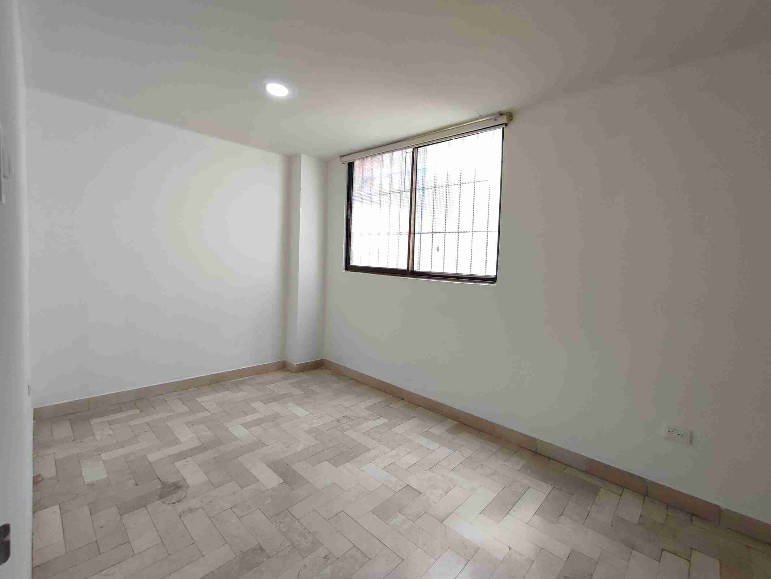 Apartamento en venta en Avenida 30 De Agosto, Pereira · foto 13 de 24