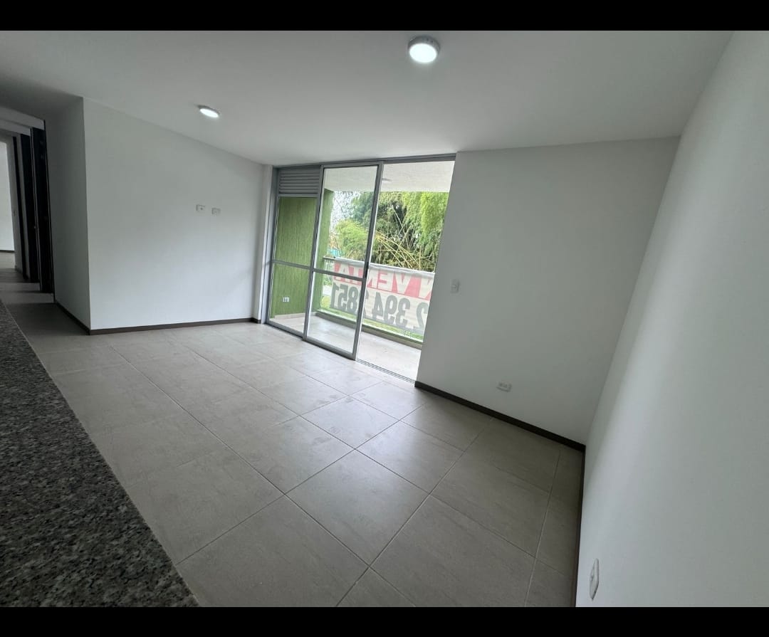 Apartamento en venta en La Macarena, Dosquebradas · foto 5 de 14
