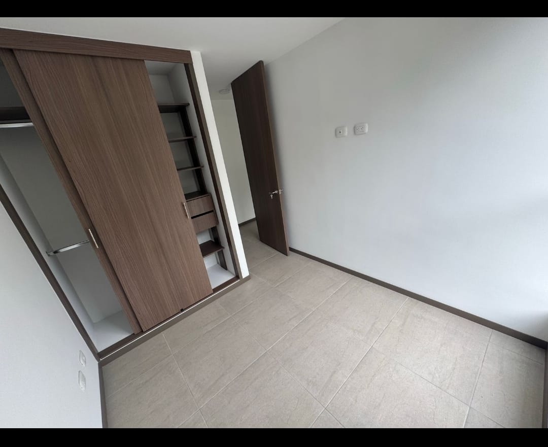 Apartamento en venta en La Macarena, Dosquebradas · foto 6 de 14