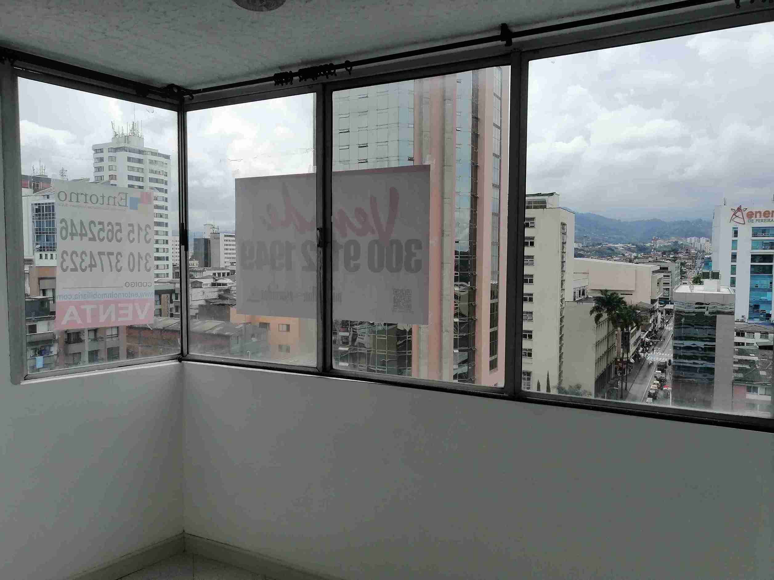 Apartamento en venta en Sector Plaza De Bolivar, Pereira · foto 8 de 24