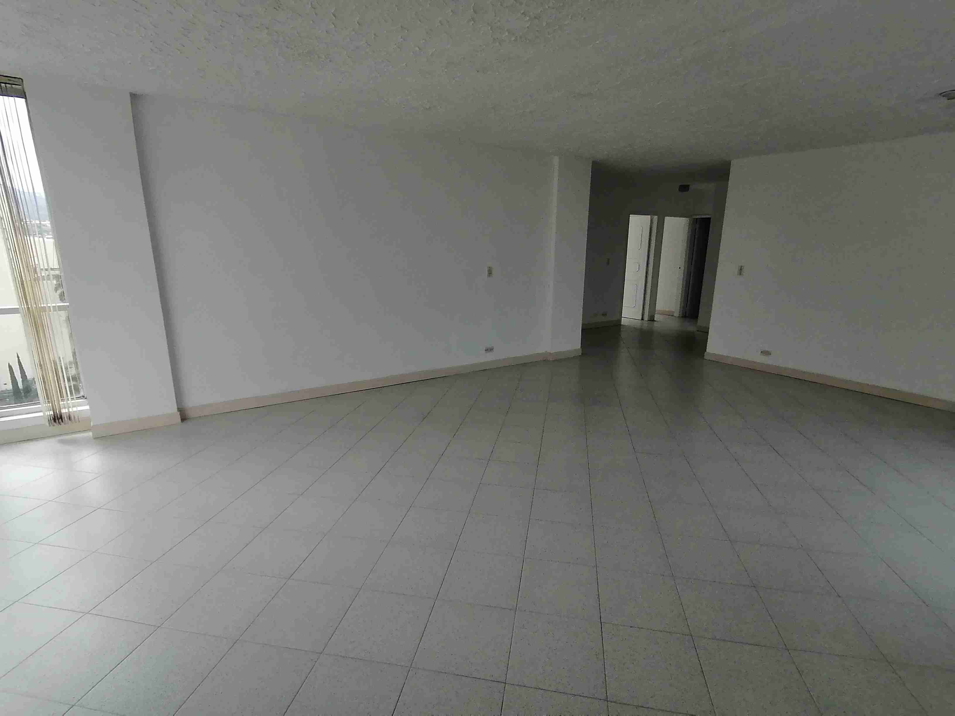 Apartamento en venta en Sector Plaza De Bolivar, Pereira · foto 19 de 24