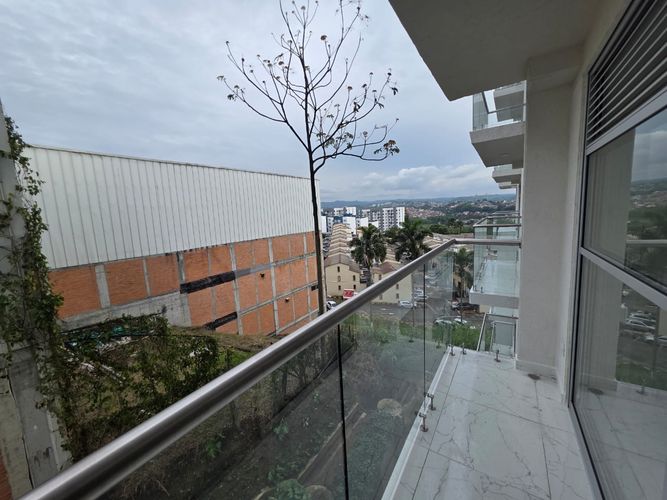 Apartaestudio en venta en Avenida 30 De Agosto, Pereira, 58 m² · foto 4 de 11