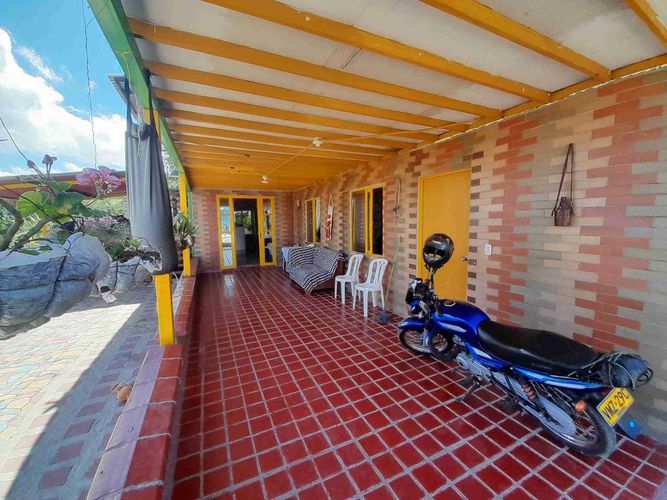 Finca en venta en Alto Bonito, Manizales, 1780 m² · foto 6 de 24