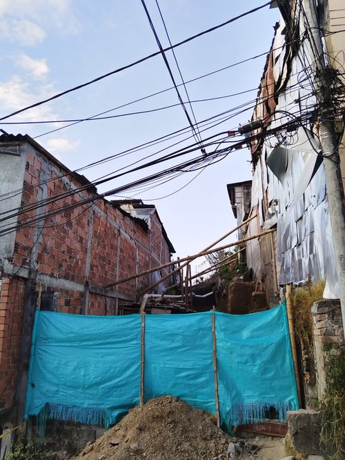 Lote en venta en Las Americas, Manizales, 240 m² · foto 2 de 5