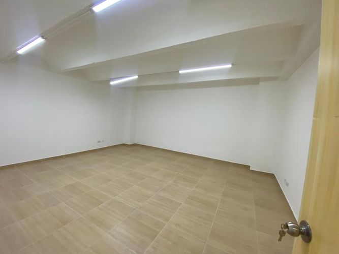 Oficina en arriendo en Sector Parque Valencia, Armenia, 120 m² · foto 11 de 13
