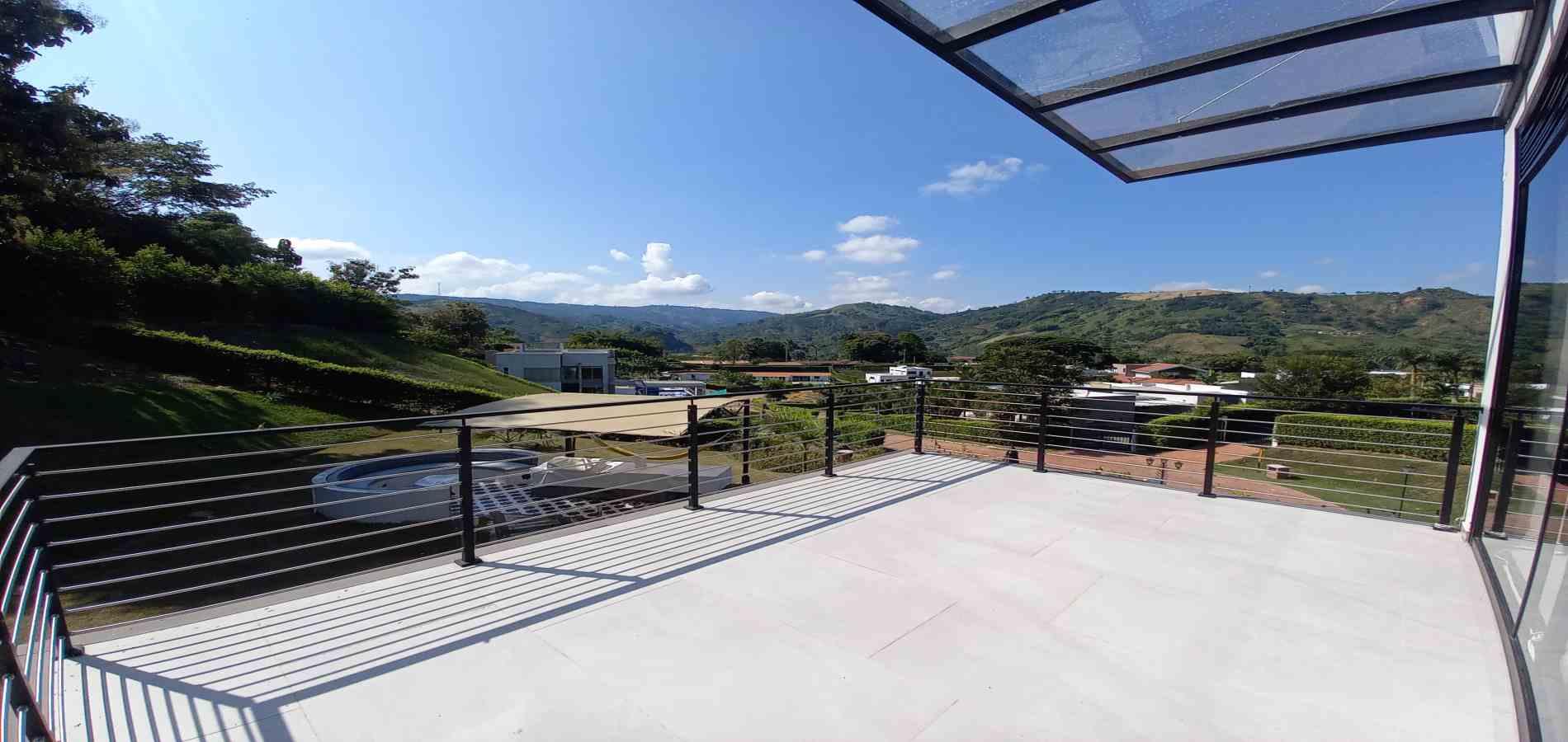 Casa en venta en El Campin, Manizales · foto 3 de 24