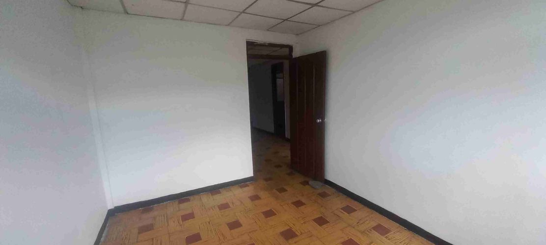 Casa de 13 alcobas en venta en Uribe, Armenia, 288 m² · foto 9 de 24