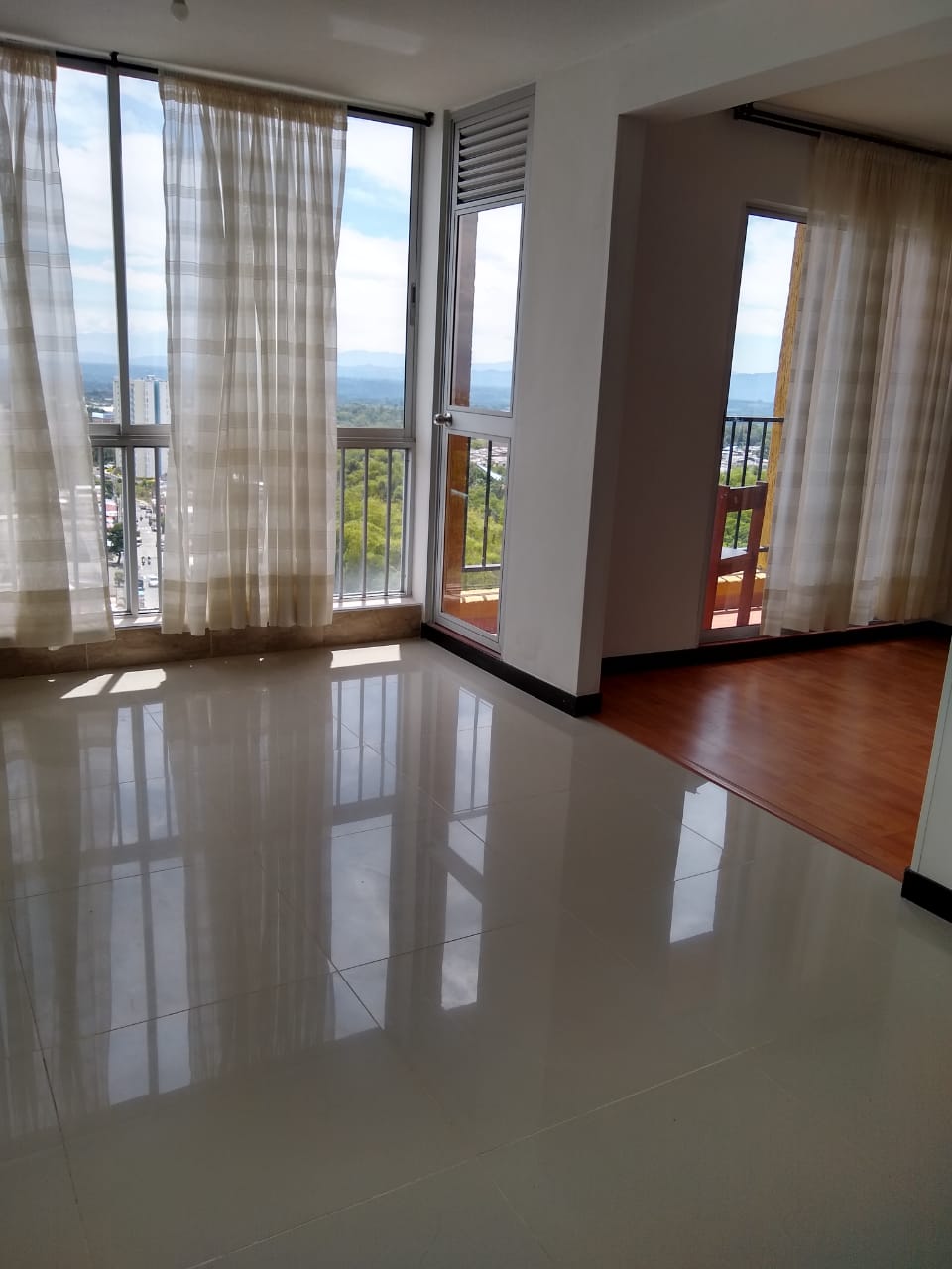 Apartamento en venta en Sector Parque Valencia, Armenia · foto 8 de 17