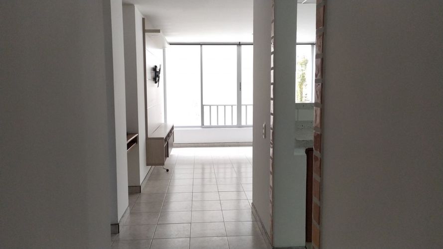 Edificio en venta en El Bosque, Manizales, 2000 m² · foto 3 de 24