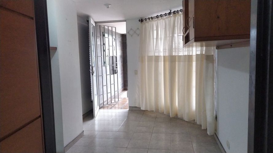 Edificio en venta en El Bosque, Manizales, 2000 m² · foto 14 de 24