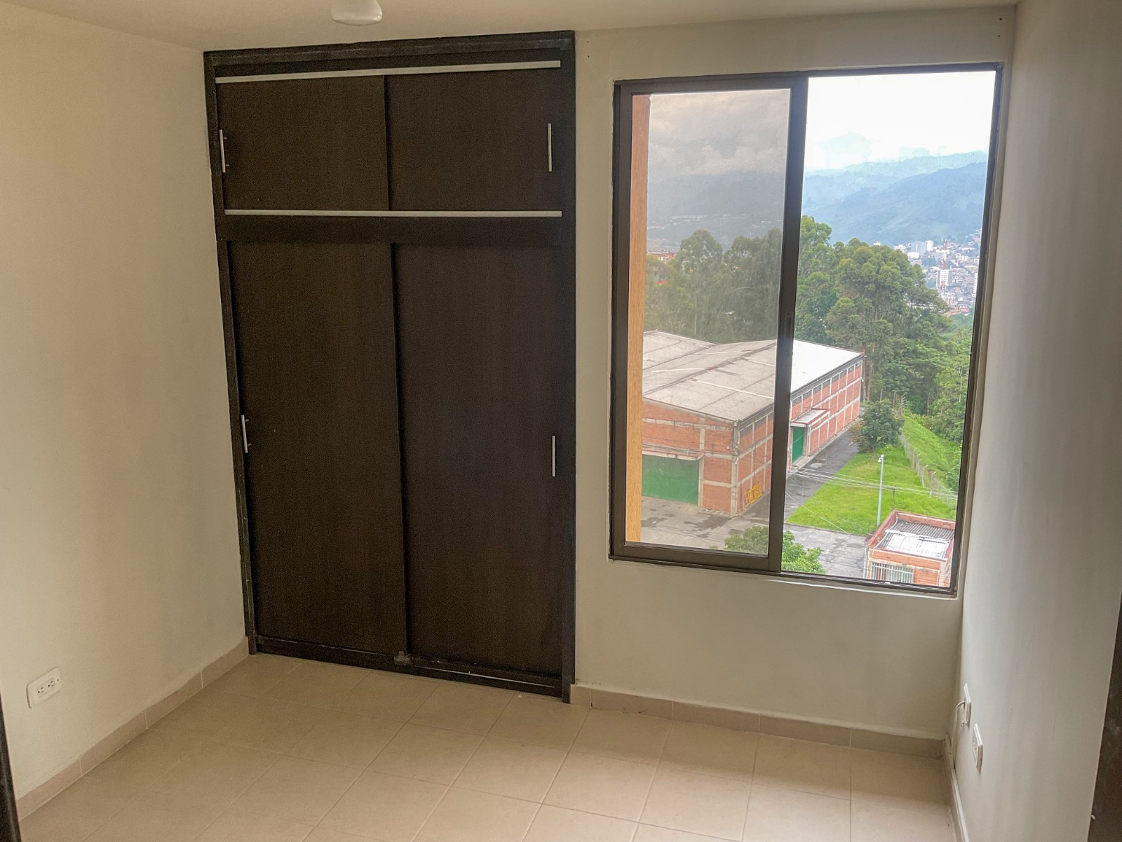 Apartamento en venta en Los Nogales, Manizales · foto 8 de 12