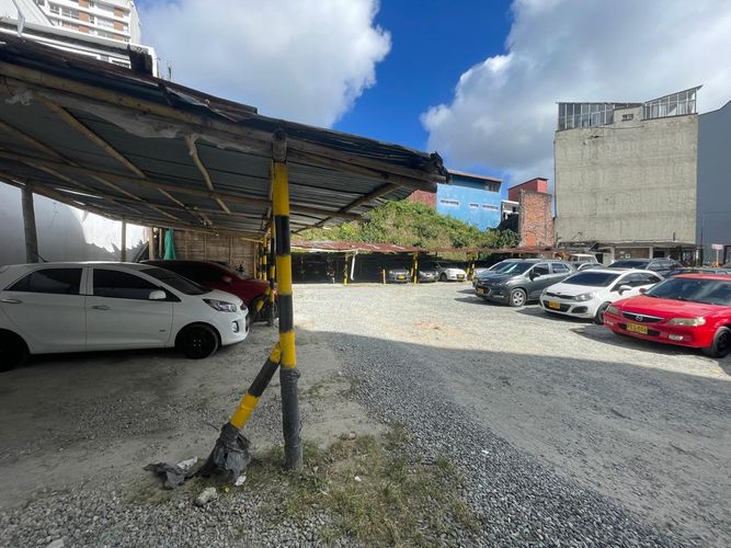 Lote en venta en Alcazar, Armenia · foto 3 de 11