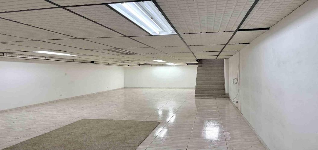 Bodega en venta en Sector Lago Uribe, Pereira, 70 m² · foto 2 de 10