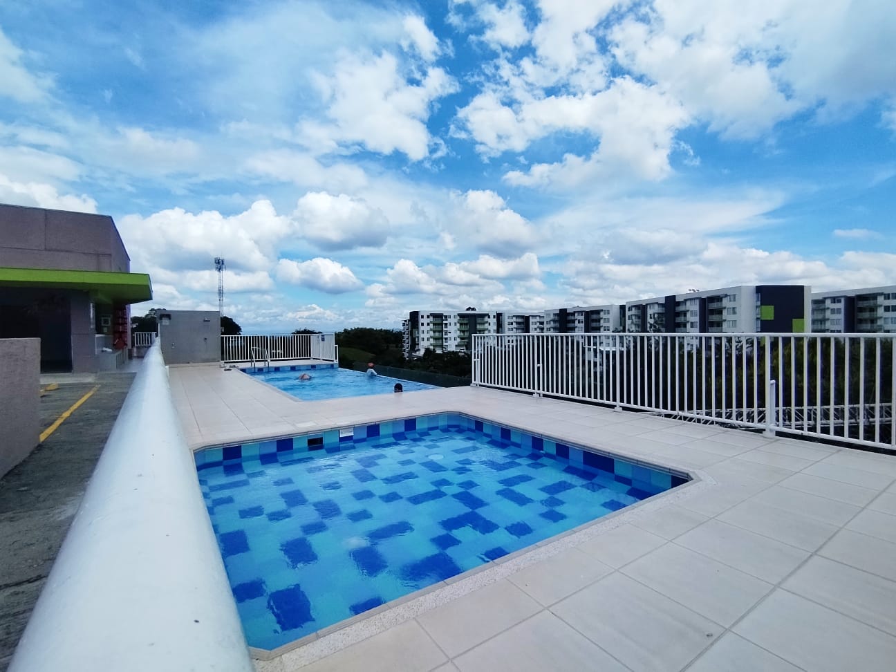 Apartamento en venta en Puerto Espejo, Armenia · foto 3 de 24