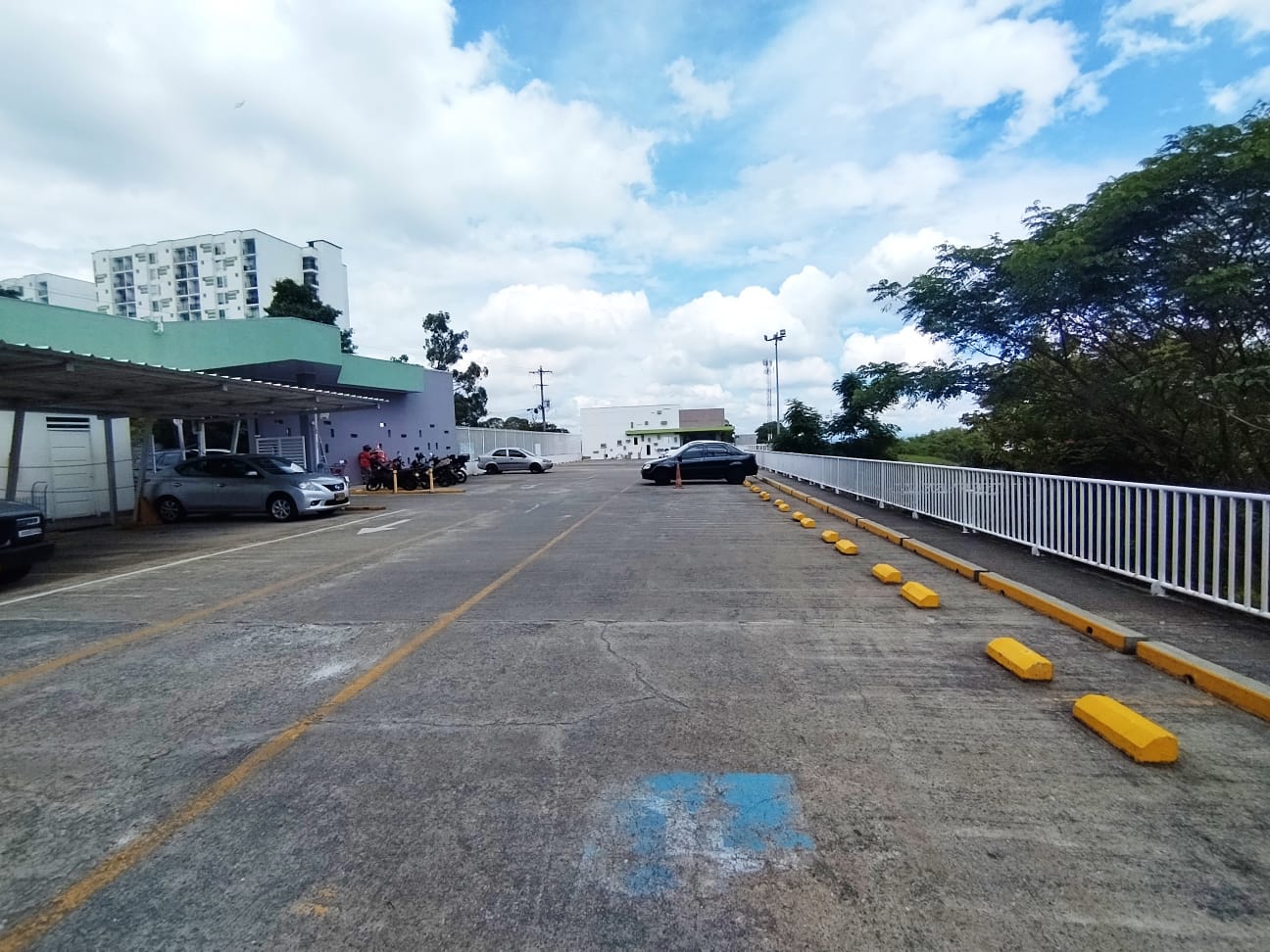 Apartamento en venta en Puerto Espejo, Armenia · foto 4 de 24