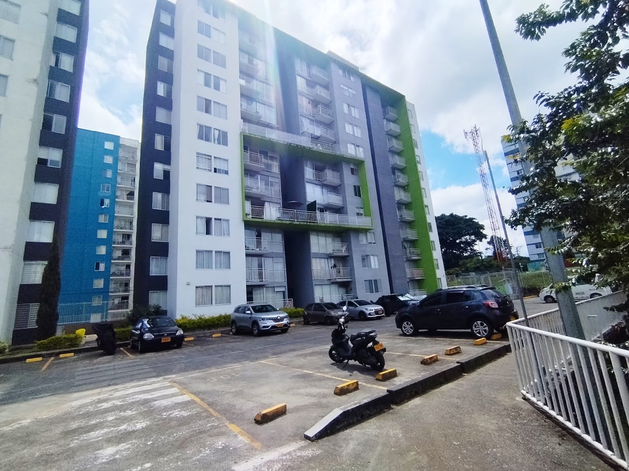 Apartamento en venta en Puerto Espejo, Armenia · foto 11 de 24