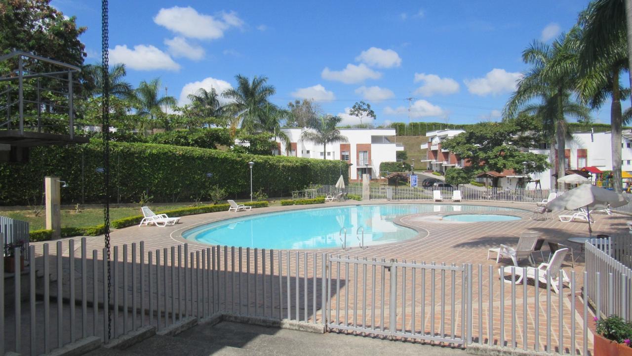Casa en venta en San Jose Sur, Pereira · foto 2 de 24