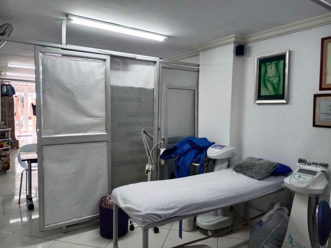 Edificio en venta en Sector Lago Uribe, Pereira, 200 m² · foto 3 de 24