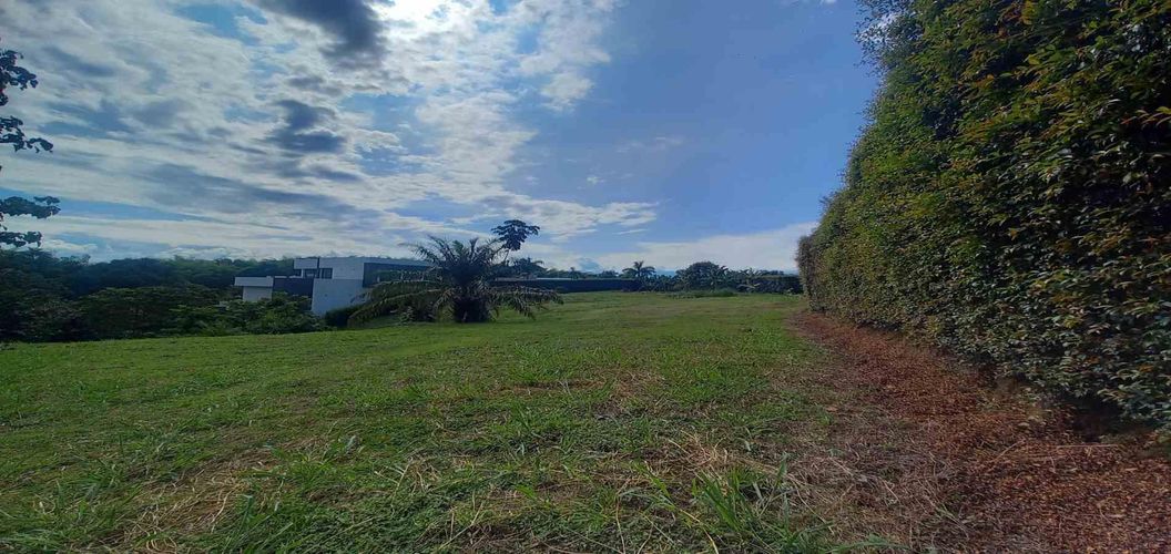 Lote en venta en Cerritos, Pereira · foto 2 de 11