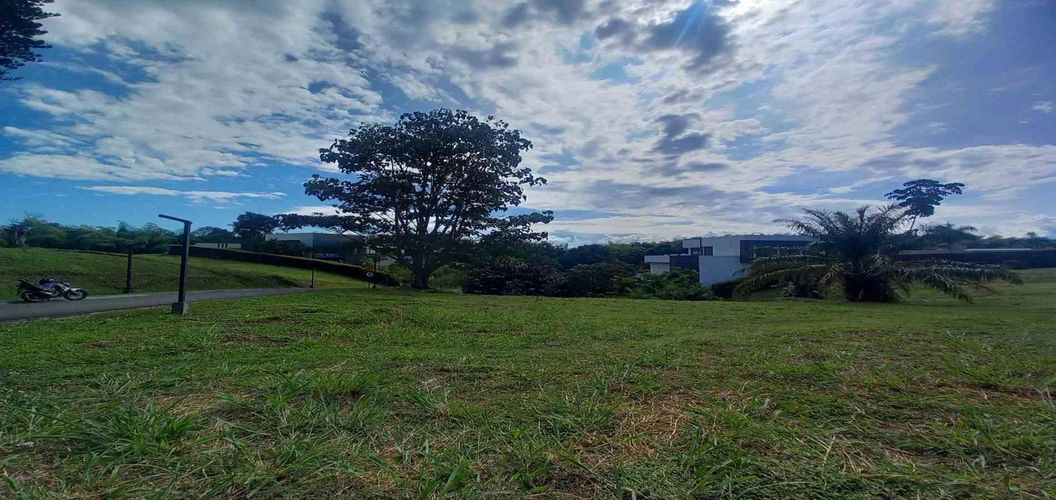 Lote en venta en Cerritos, Pereira · foto 3 de 11