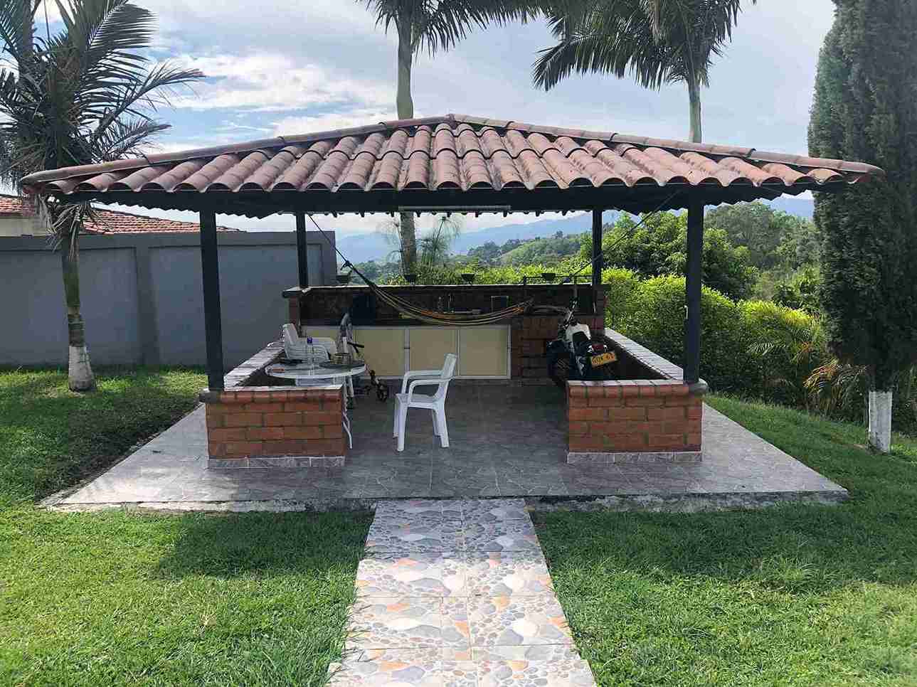 Casa en venta en Tribunas Corcega, Pereira · foto 5 de 17