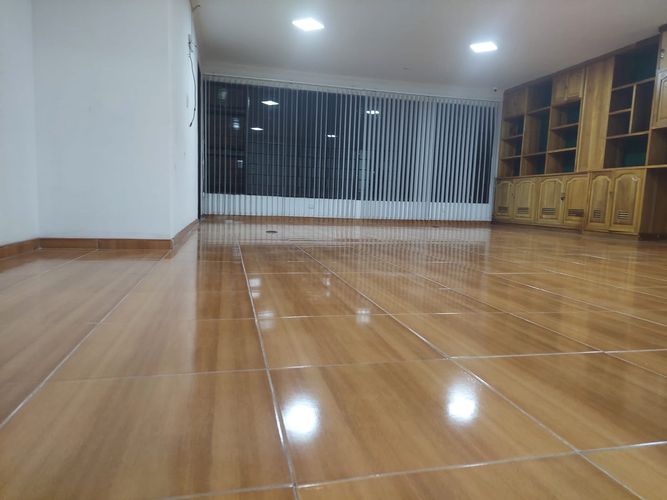 Oficina en venta en El Centro, Manizales, 20 m² · foto 2 de 11