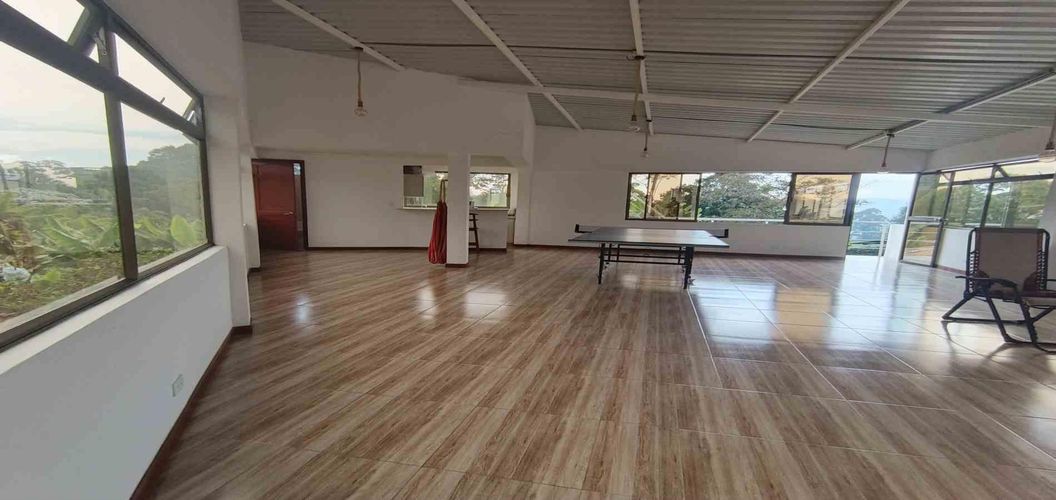 Casa de 4 alcobas en venta en La Quinta, Manizales, 400 m² · foto 2 de 24