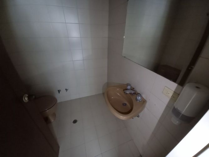Oficina en arriendo en El Centro, Manizales, 213 m² · foto 8 de 24