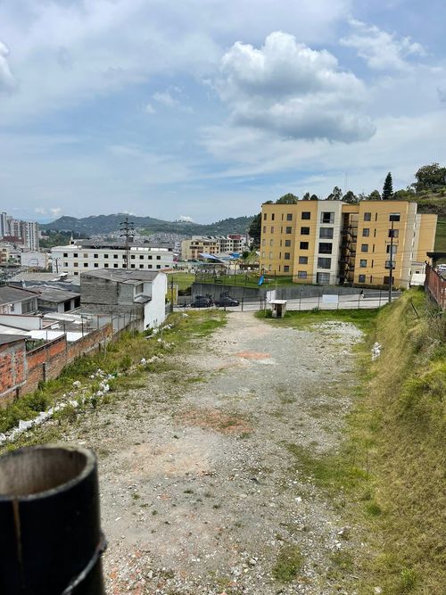 Lote en venta en Milan, Manizales, 1800 m² · foto 4 de 7