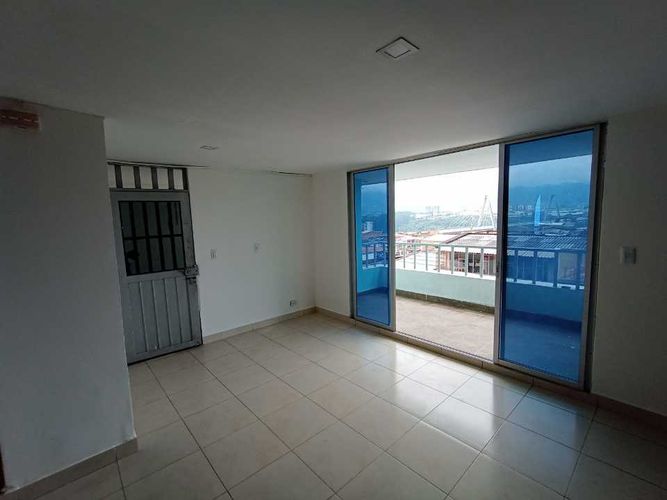 Apartamento de 6 alcobas en venta en Corocito, Pereira, 170 m² · foto 2 de 24