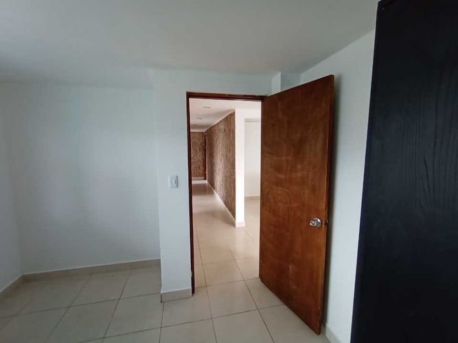 Apartamento de 6 alcobas en venta en Corocito, Pereira, 170 m² · foto 4 de 24