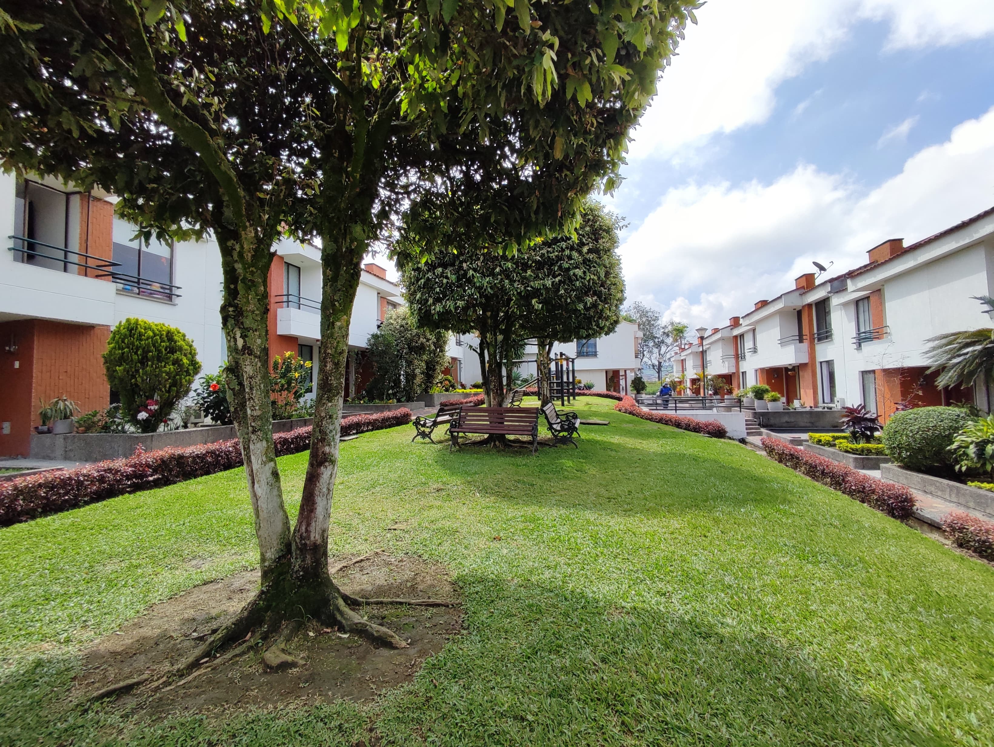 Casa en venta en San Fernando, Pereira · foto 2 de 18