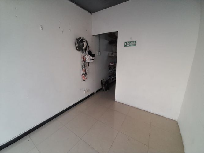 Local en venta en Colombia, Manizales, 68 m² · foto 20 de 24