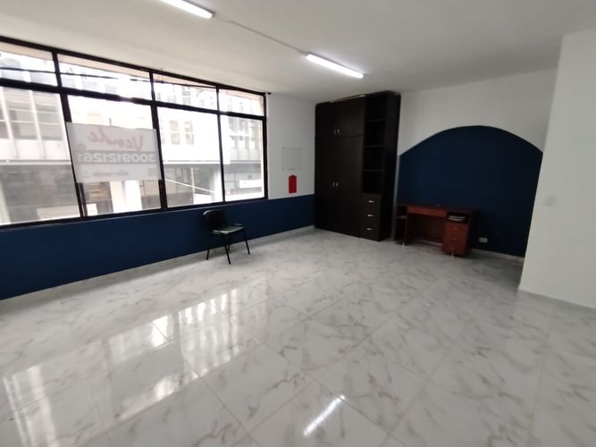 Oficina en venta en Sector Plaza De Bolivar, Pereira, 41 m² · foto 6 de 18