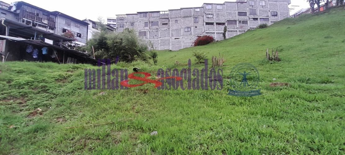 Lote en venta en El Campin, Manizales, 2216 m² · foto 9 de 17