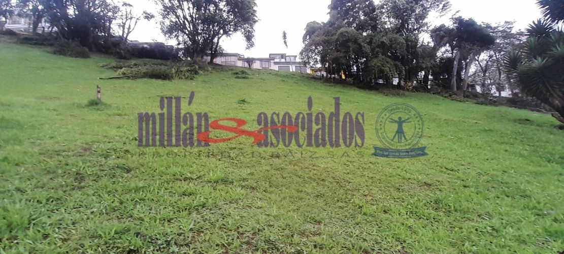 Lote en venta en El Campin, Manizales, 2216 m² · foto 13 de 17