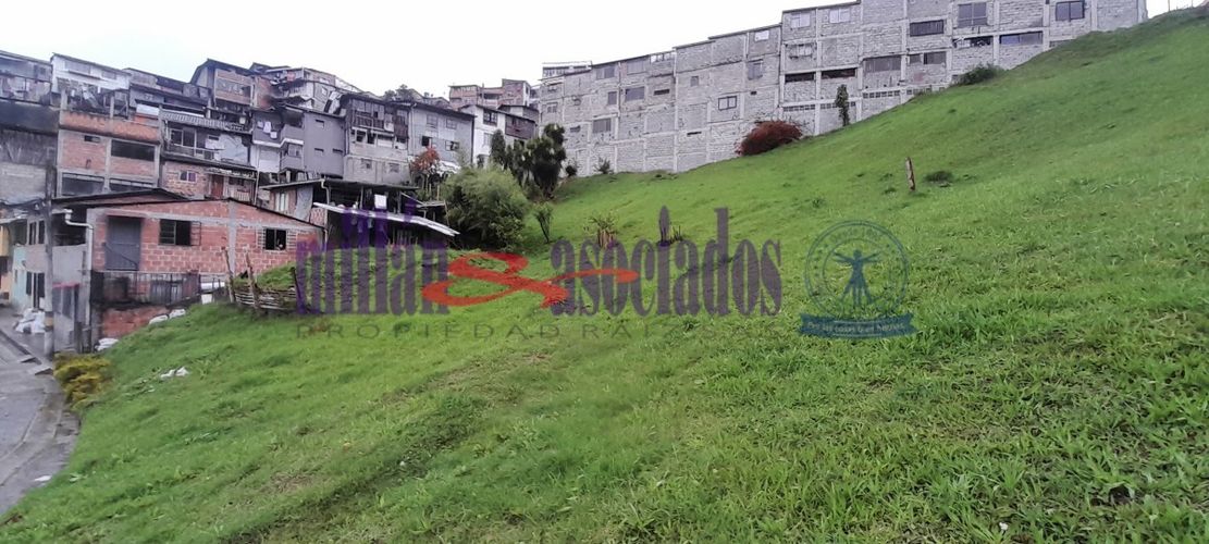 Lote en venta en El Campin, Manizales, 2216 m² · foto 15 de 17