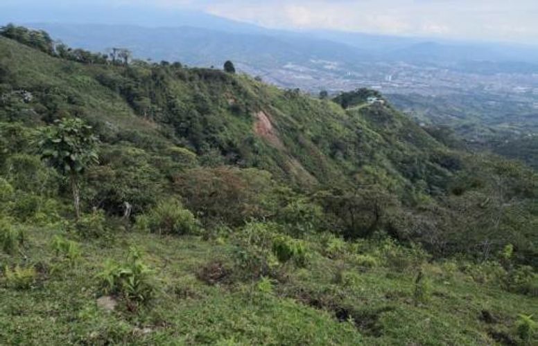 Finca en venta en Campestre A, Dosquebradas, 170 m² · foto 5 de 8