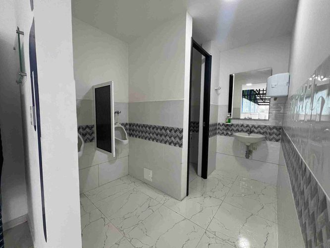 Edificio en venta en Ub. Jardiines De Valher, Dosquebradas, 900 m² · foto 2 de 19