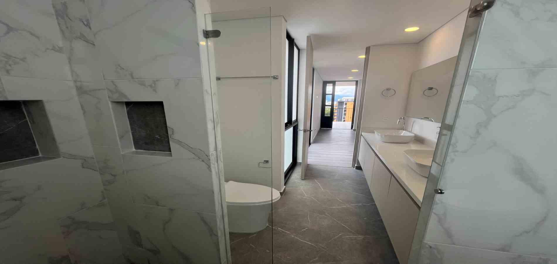 Apartamento en venta en Los Laureles, Armenia · foto 2 de 18