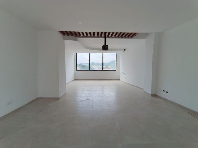 Local en arriendo en Cable, Manizales, 53 m² · foto 8 de 24