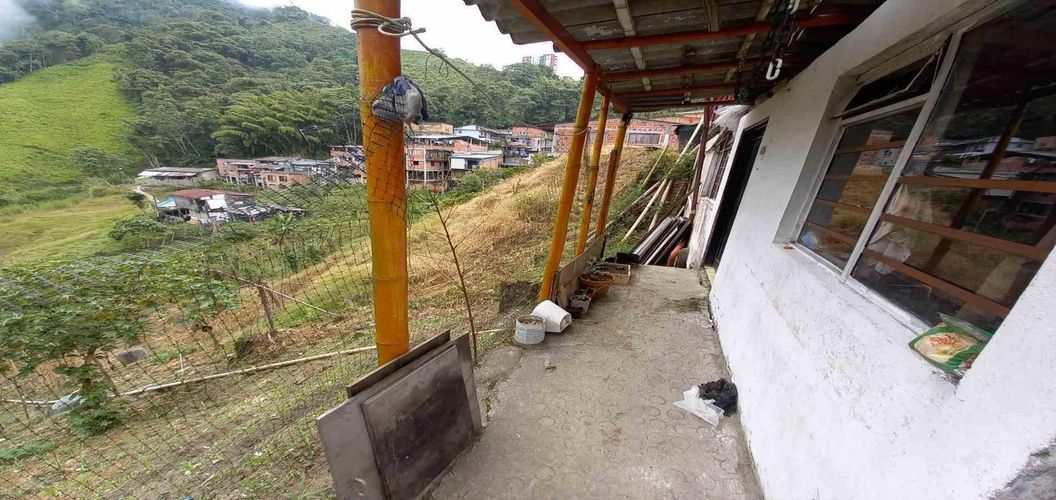 Lote en venta en Morrogacho Parte, Manizales, 296 m² · foto 13 de 24