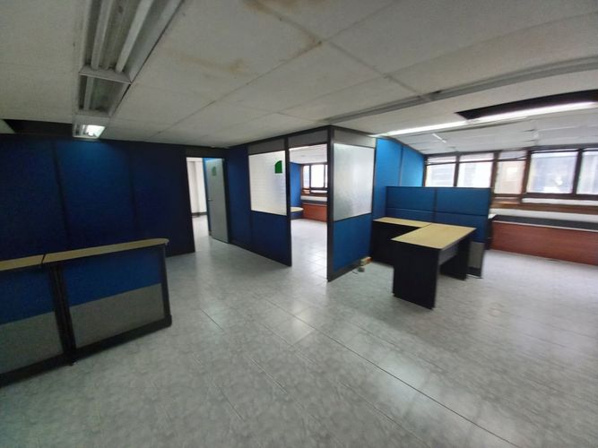 Oficina en venta en El Centro, Manizales, 213 m² · foto 3 de 24