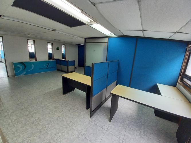 Oficina en venta en El Centro, Manizales, 213 m² · foto 5 de 24