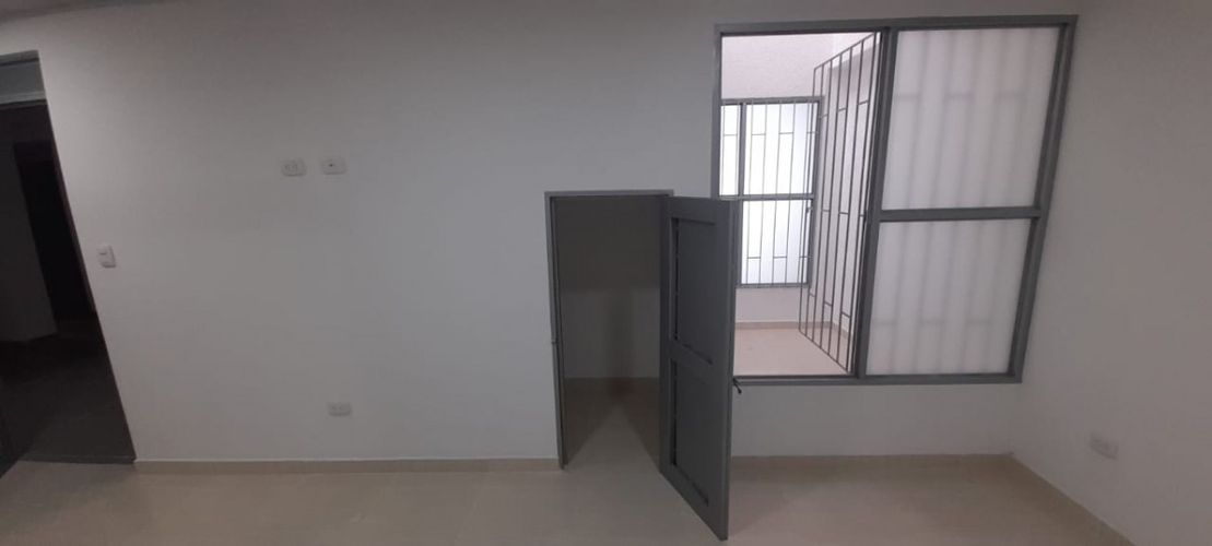 Oficina en arriendo en El Centro, Manizales, 27 m² · foto 6 de 13