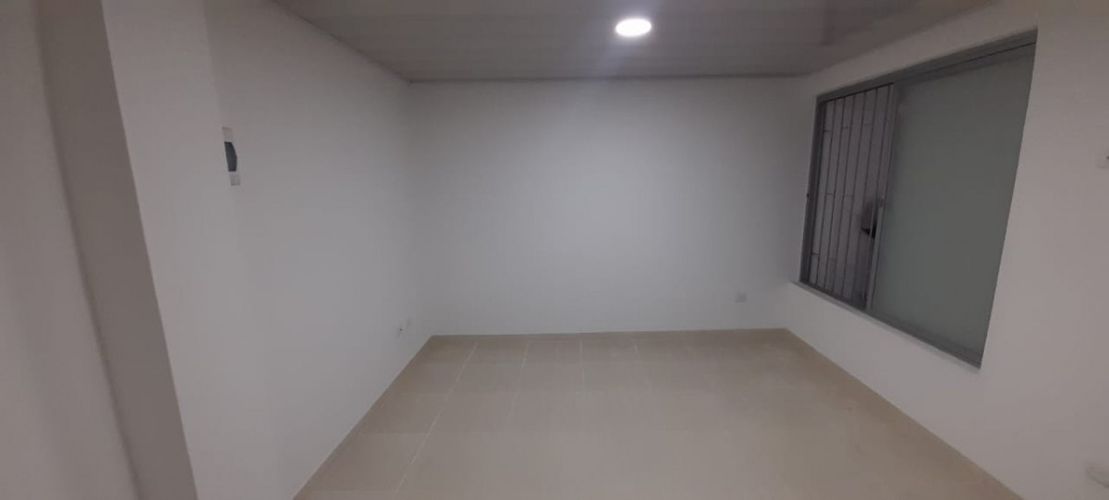 Oficina en arriendo en El Centro, Manizales, 27 m² · foto 5 de 13
